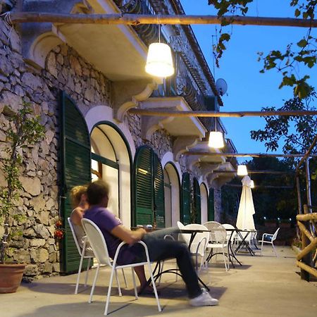 Colle Dell'Ara Bed & Breakfast Позитано Екстериор снимка